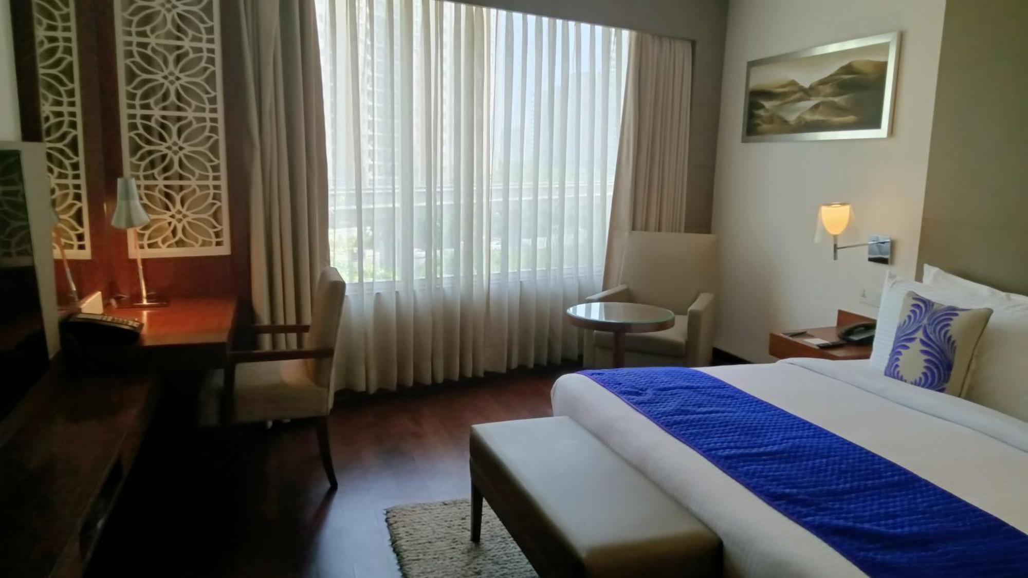 The Anya Hotel-Golf Course Road Гургаон Экстерьер фото